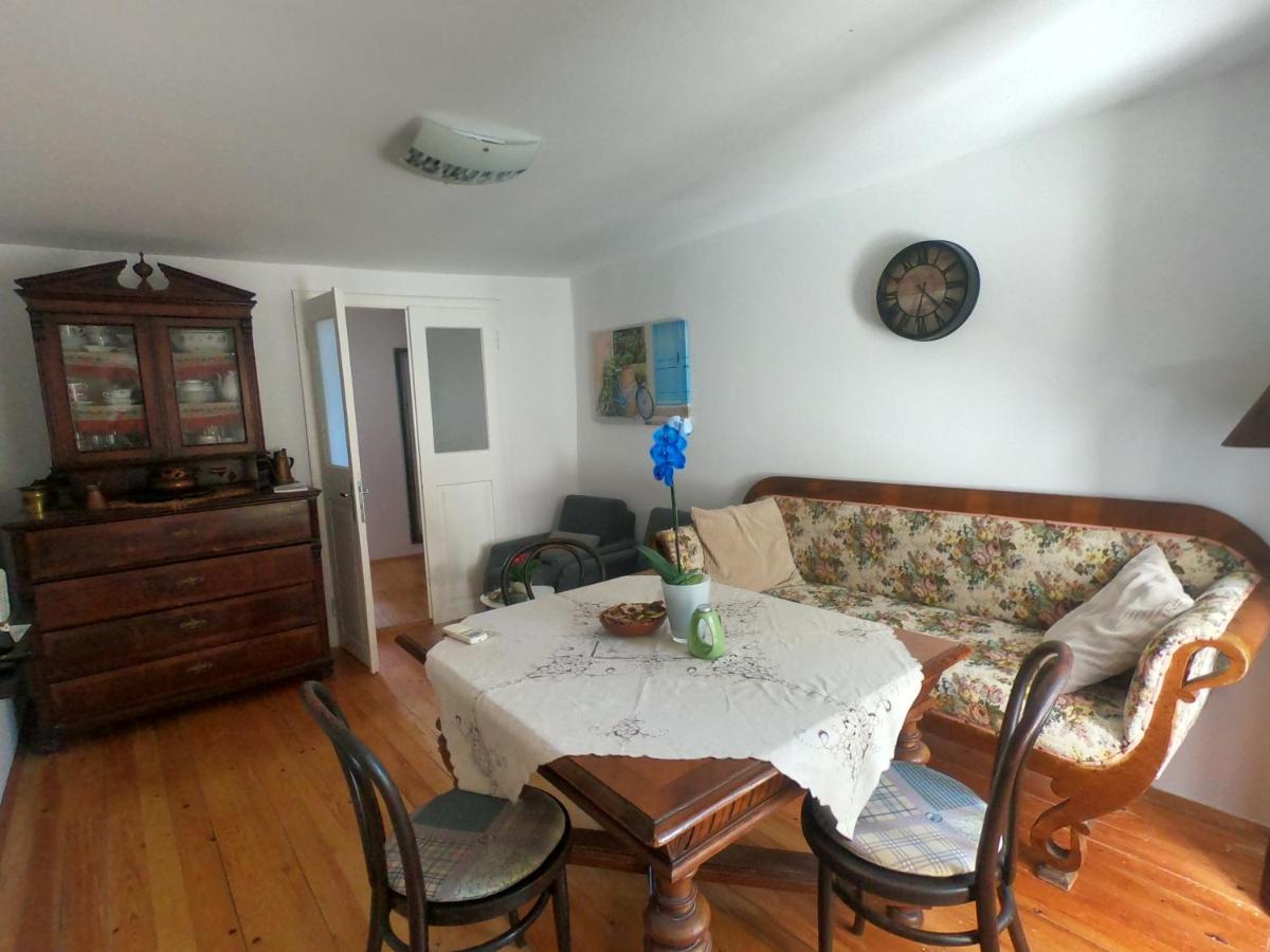 Apartment Dinka Baška Buitenkant foto